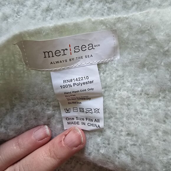Mer Sea “Always By The Sea” Green Ombre Chunky Super Soft Blanket Scarf - Picture 3 of 3
